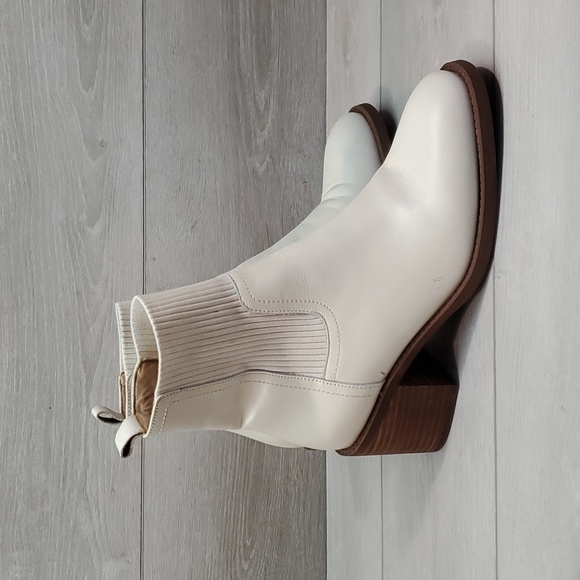 Sold Steve Madden Women Admire Bone  Leather Heels Boots shoes sz 11M - Picture 3 of 15